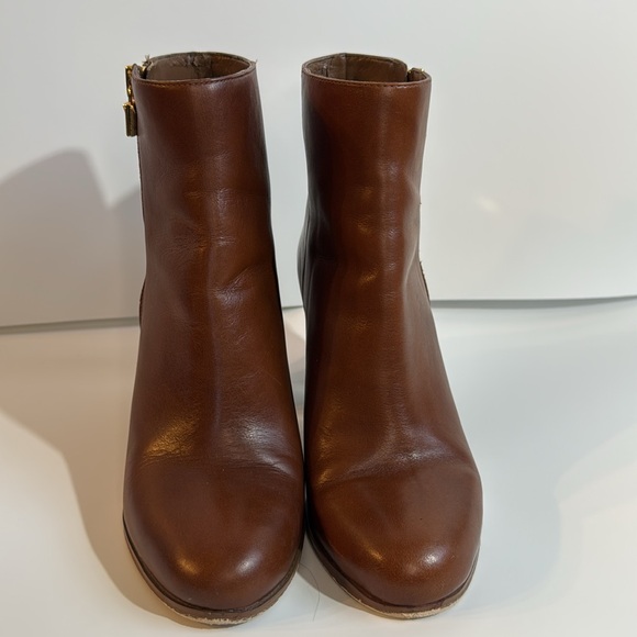 Micheal Kors Size 7 Leather Booties - Picture 2 of 9